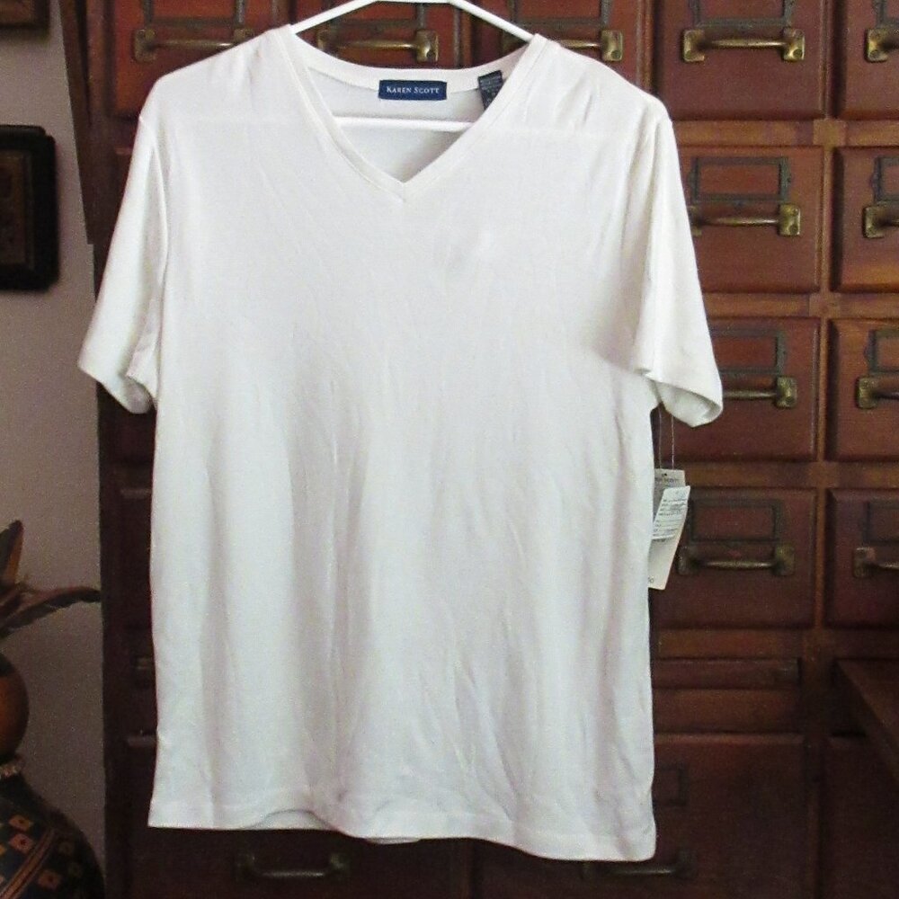 NWT KAREN SCOTT Cream Polyester Rayon V-Neck Short Sleeve Tee Shirt Medium